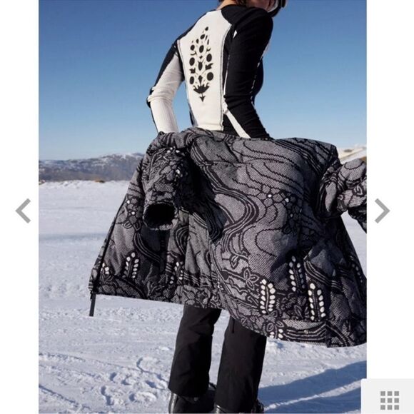 New FP Movement Bunny Slope Printed Puffer - Midnight Combo - Picture 5 of 8